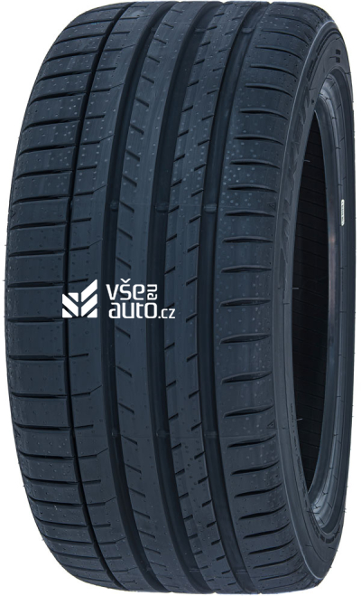 FALKEN AZENIS RS820